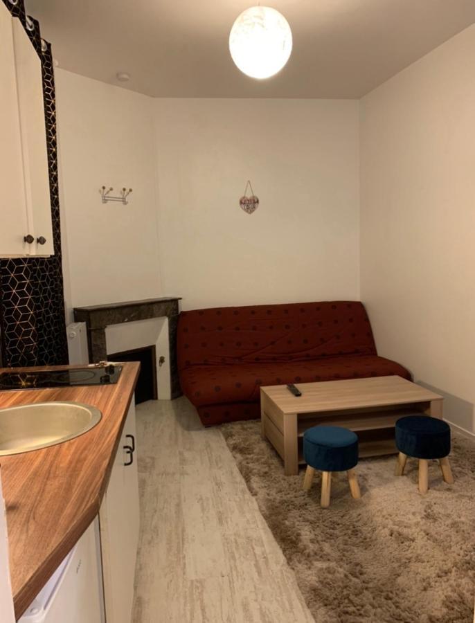 Studio Meuble Gare Angers Luaran gambar