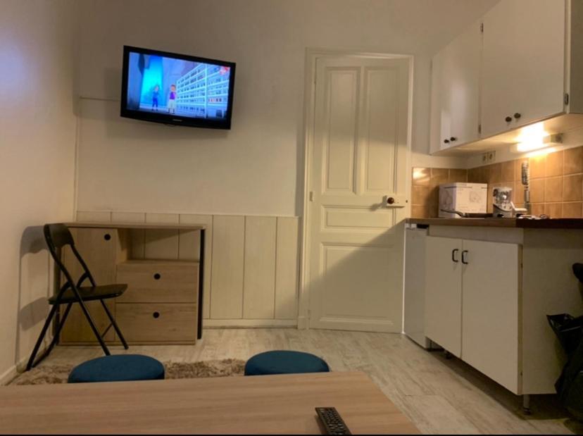 Studio Meuble Gare Angers Luaran gambar